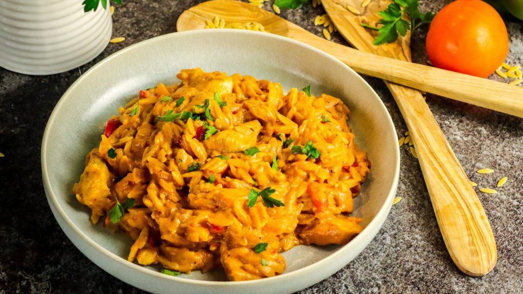 Rezept Ultra cremiger Orzo-Paprika Topf